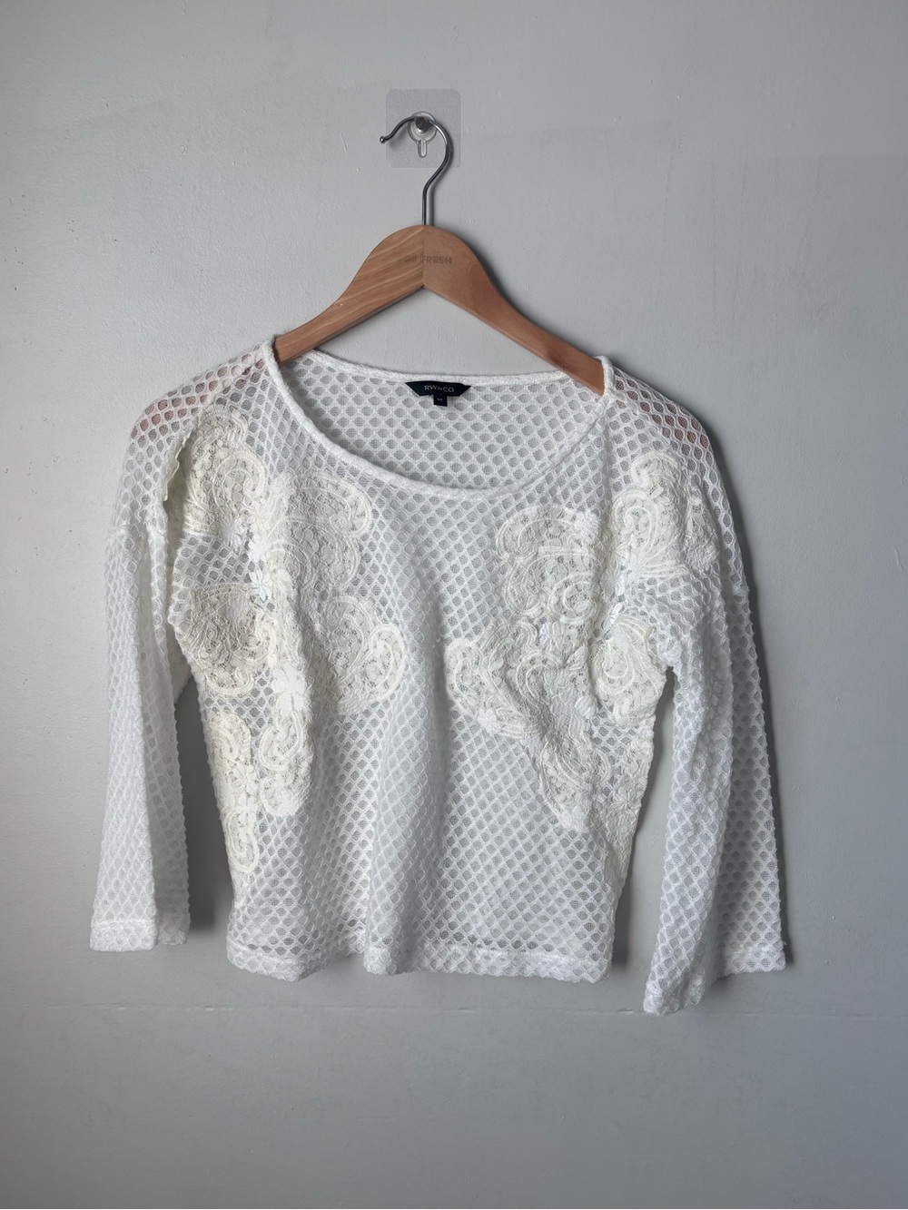 RW&CO. Mesh Net Floral Lace Overlay Top | White | Size Small